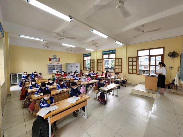 Ngành giáo dục huyện Thuỷ Nguyên tăng cường tuyên truyền tạo sự tin tưởng cho phụ huynh, tăng số lượng học sinh học trực tiếp và ăn bán trú (Ảnh: Phạm Linh)