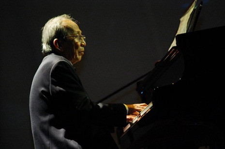 Nhạc sĩ Nguyễn Ánh 9. Nhạc sĩ Nguyễn Ánh 9.