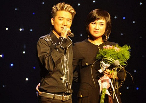 Đàm Vĩnh Hưng tuyên bố từ mặt Thanh Lam sau lời nhận xét thẳng thắn từ đàn chị. Đàm Vĩnh Hưng tuyên bố từ mặt Thanh Lam sau lời nhận xét thẳng thắn từ đàn chị.