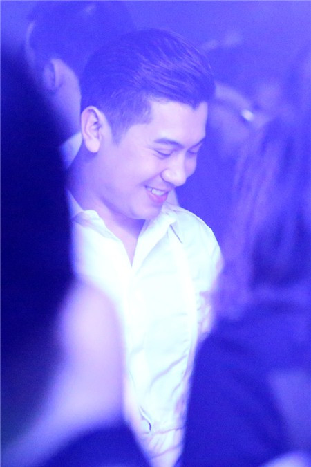 Bạn trai tin đồn của Thanh Hằng sở hữu vẻ ngoài điển trai, phong độ. Anh cũng là một doanh nhân thành đạt. Bạn trai tin đồn của Thanh Hằng sở hữu vẻ ngoài điển trai, phong độ. Anh cũng là một doanh nhân thành đạt.