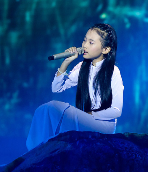 Phương Mỹ Chi đã được minh oan khi một clip mới xuất hiện trên Youtube. Phương Mỹ Chi đã được minh oan khi một clip mới xuất hiện trên Youtube.