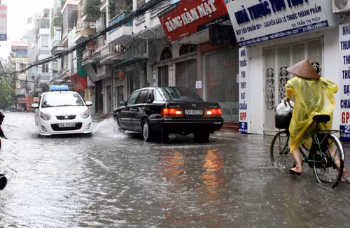 rên phố Nguyễn Viết Xuân, Quan Nhân, Trần Bình, Huỳnh Thúc Kháng...