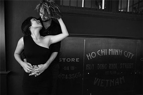 Vị hôn phu của Mai Khôi đã từng tham gia đóng clip "nóng"cùng Mai Khôi. Vị hôn phu của Mai Khôi đã từng tham gia đóng clip "nóng"cùng Mai Khôi.