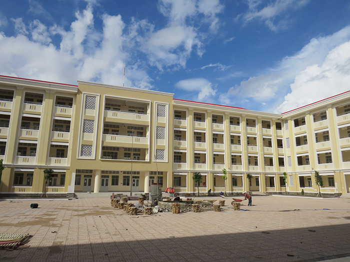 Một góc Trường Trung học cơ sở An Bình (Ninh Kiều, Cần Thơ) mới được đưa vào sử dụng trong năm học mới 2024-2025. Ảnh: cantho.edu.vn. Trường THCS An Bình, Ninh Kiều.jpg