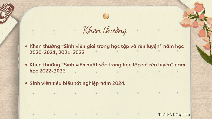 Lê Nguyễn Ngọc Ánh được khen thưởng vì có thành tích giỏi, xuất sắc trong học tập và rèn luyện. Thông tin: NVCC. Thu khoa ngon ngu trung quoc 2.png