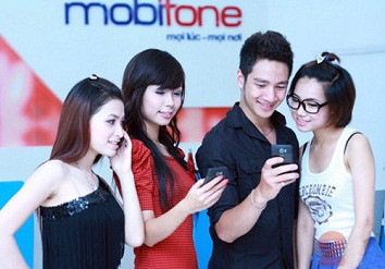 Với gói cước giá rẻ và smartphone đang tăng mạnh, dịch vụ 3G của Việt Nam sẽ bùng nổ trong thời gian tới. Với gói cước giá rẻ và smartphone đang tăng mạnh, dịch vụ 3G của Việt Nam sẽ bùng nổ trong thời gian tới.