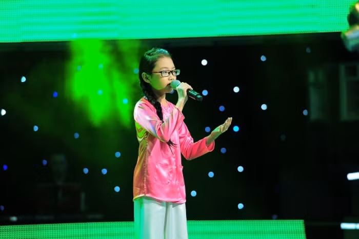 Phương Mỹ Chi trong chương trình The Voice Kids.