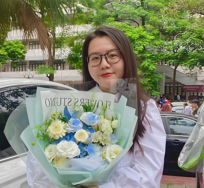 Nguyễn Hà Giang, sinh viên Khóa 61 ngành Quản trị kinh doanh, Khoa Vận tải - Kinh tế là thủ khoa đầu ra của Trường Đại học Giao thông vận tải. Ảnh: NVCC. IMG_6255.PNG