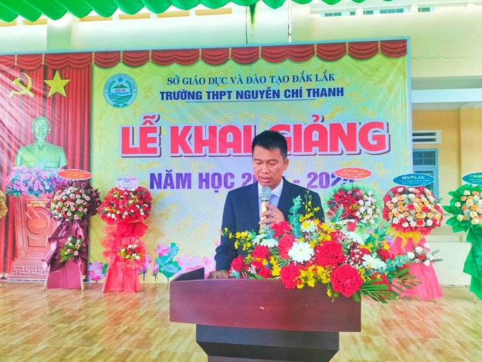 Thầy Trần Hữu Phước - Hiệu trưởng Trường Trung học phổ thông Nguyễn Chí Thanh, tỉnh Đắk Lắk. Ảnh: NVCC. thay phuoc dak lak.jpg