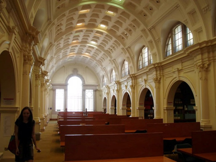 Giảng đường đẹp như nhà hát.