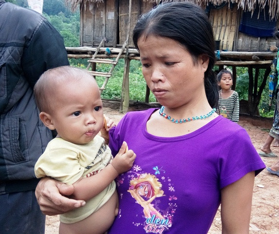 Hàng ngày, người dân Thượng Trạch vẫn đang phải sống chung với cái đói nghèo, thiếu thốn. Hàng ngày, người dân Thượng Trạch vẫn đang phải sống chung với cái đói nghèo, thiếu thốn.