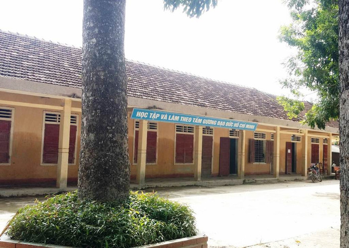 Phần lớn các cơ sở giáo dục trên địa bàn bị ảnh hưởng nặng nề do mưa lũ. (Ảnh: Viết Lãm)