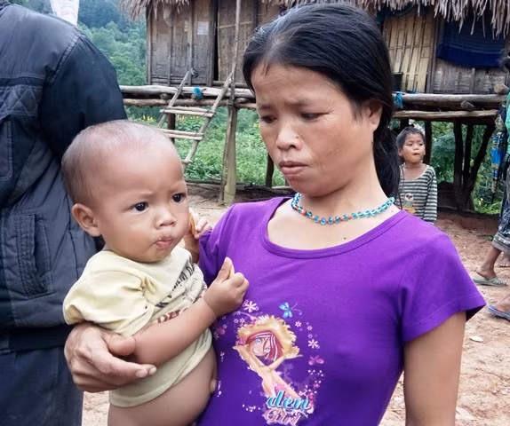 Hàng ngày, người dân Thượng Trạch vẫn đang phải sống chung với cái đói nghèo, thiếu thốn.