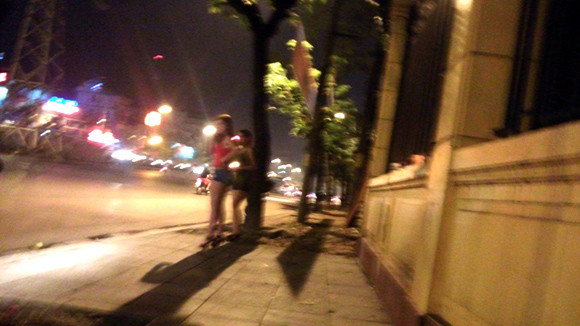 Những chiêu trò của gái bán dâm ảnh 1 Những chiêu trò của gái bán dâm ảnh 1