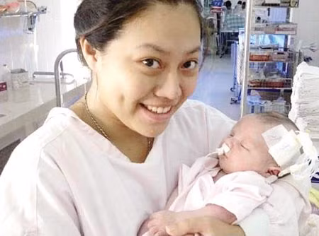 Bà nội tử vong vì lao người cứu cháu: Em bé sống sót thần kỳ ảnh 2