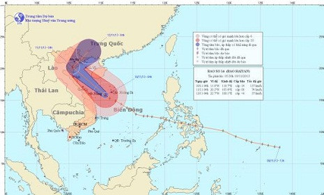 Đường đi mới nhất của bão số 14 được ghi nhận vào khoảng 6 giờ sáng nay Đường đi mới nhất của bão số 14 được ghi nhận vào khoảng 6 giờ sáng nay