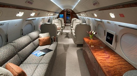 Bên trong chuyên cơ N388AJ - Ảnh: T.L Bên trong chuyên cơ N388AJ - Ảnh: T.L