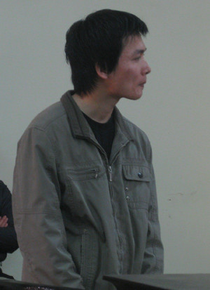 Hương trước vành móng ngựa. Ảnh: Việt Dũng. Hương trước vành móng ngựa. Ảnh: Việt Dũng.