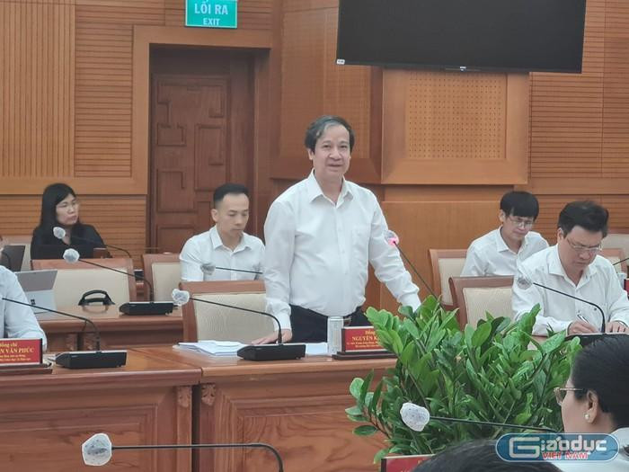 Nhiều băn khoăn khi Bộ trưởng Nguyễn Kim Sơn đề xuất Thành phố Hồ Chí Minh thí điểm đề án trường công lập thu học phí cao. (Ảnh: P.L/giaoduc.net.vn) Nhiều băn khoăn khi Bộ trưởng Nguyễn Kim Sơn đề xuất Thành phố Hồ Chí Minh thí điểm đề án trường công lập thu học phí cao. (Ảnh: P.L/giaoduc.net.vn)