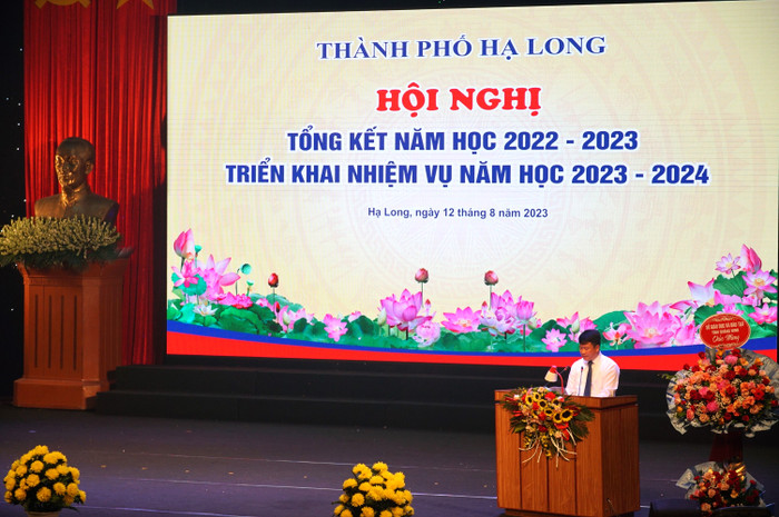 Thành phố Hạ Long tổ chức Hội nghị Tổng kết năm học 2022 – 2023, triển khai nhiệm vụ năm học 2023 – 2024 (Ảnh: Phạm Linh)