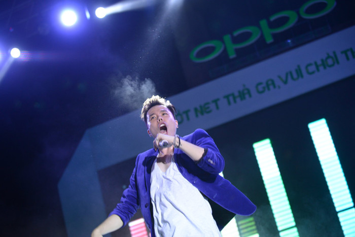 Trịnh Thăng Bình gây náo loạn với các khúc hít “Người ấy”. Trịnh Thăng Bình gây náo loạn với các khúc hít “Người ấy”.