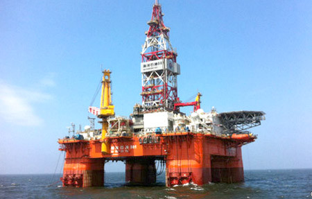 Trung Quốc hạ đặt giàn khoan 981 trái phép xâm phạm Vùng đặc quyền kinh tế và thềm lục địa Việt Nam.