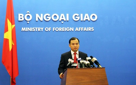 Người phát ngôn Bộ Ngoại giao Việt Nam - ông Lê Hải Bình tại cuộc họp báo thường kỳ của Bộ Ngoại giao ngày 15/5. Ảnh: VGP/Hải Minh Người phát ngôn Bộ Ngoại giao Việt Nam - ông Lê Hải Bình tại cuộc họp báo thường kỳ của Bộ Ngoại giao ngày 15/5. Ảnh: VGP/Hải Minh