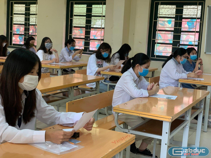 Việc cộng điểm ưu tiên hiện nay đã không còn phù hợp (ảnh minh họa: Thùy Linh) Việc cộng điểm ưu tiên hiện nay đã không còn phù hợp (ảnh minh họa: Thùy Linh)