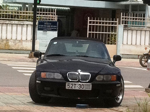 Thâm nhập đường dây buôn lậu ô tô “đểu” ảnh 3 Thâm nhập đường dây buôn lậu ô tô “đểu” ảnh 3