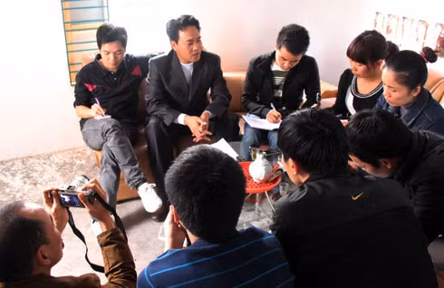 Nhóm phóng viên tại buổi tiếp xúc với ông Kết. Ảnh: Hà Anh.