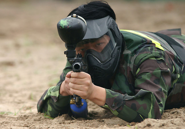 Chính vì vậy nhiều lúc phải đợi đối thủ tới gần hoặc tiếp cận nhanh mới có thể giành lợi thế