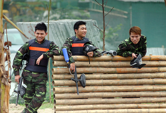 Đây là môn thể thao mang tính đồng đội cao đồng thời giúp người chơi rèn luyện thể lực, phản xạ, óc phán đoán và khả năng xử lý tình huống.