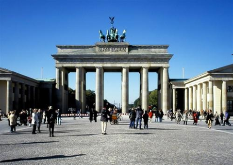 Học viện Freshman, Đức. Học viện Freshman, Đức.