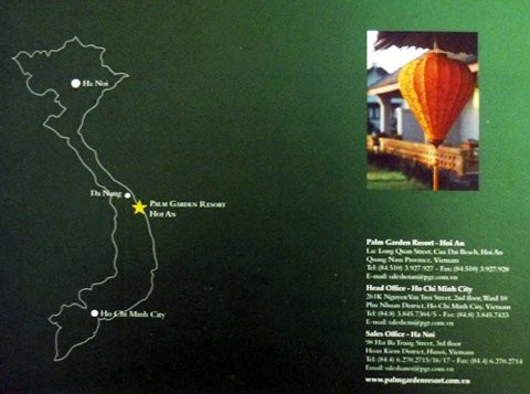 Năm ngoái, tập quảng cáo của Palm Garden Resort nổi tiếng ở Hội An cũng bị tố “quên” Trường Sa, Hoàng Sa. Trong hình ảnh giới thiệu Palm Garden Resort có in hình bản đồ Việt Nam. Đáng nói là trong bản đồ này hoàn toàn không có một dấu hiệu nào của hai quần đảo Hoàng Sa và Trường Sa, cho dù đứng từ Palm Garden Resort nhìn thẳng ra thì ở phía xa xa giữa muôn trùng sóng gió biển Đông là Hoàng Sa. Năm ngoái, tập quảng cáo của Palm Garden Resort nổi tiếng ở Hội An cũng bị tố “quên” Trường Sa, Hoàng Sa. Trong hình ảnh giới thiệu Palm Garden Resort có in hình bản đồ Việt Nam. Đáng nói là trong bản đồ này hoàn toàn không có một dấu hiệu nào của hai quần đảo Hoàng Sa và Trường Sa, cho dù đứng từ Palm Garden Resort nhìn thẳng ra thì ở phía xa xa giữa muôn trùng sóng gió biển Đông là Hoàng Sa.