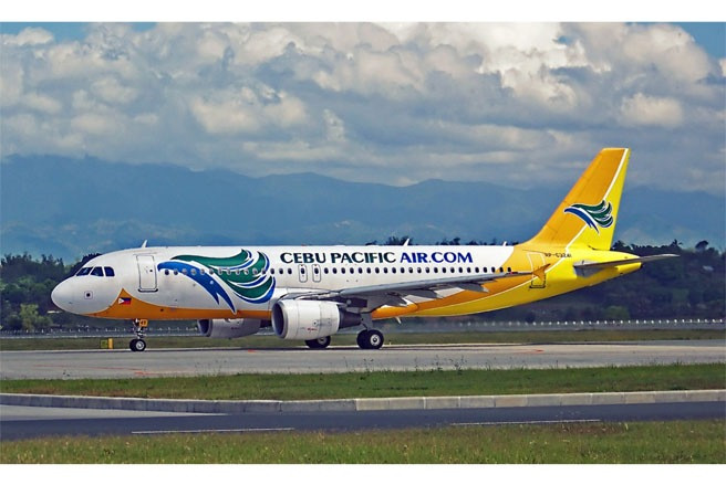 Cebu Pacific: Hãng hàng không Cebu Pacific Air có trụ sở ở Manila, Philippines. Cebu Pacific: Hãng hàng không Cebu Pacific Air có trụ sở ở Manila, Philippines.