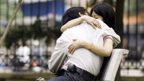 Quá dễ dãi trong tình yêu, nhiều bạn trẻ đang phải trả giá bằng sức khỏe và tương lai (Ảnh minh họa)