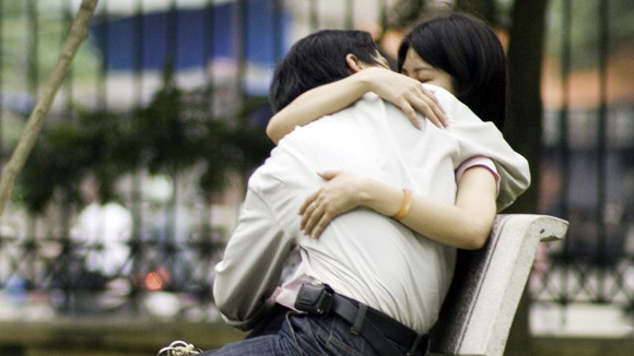 Quá dễ dãi trong tình yêu, nhiều bạn trẻ đang phải trả giá bằng sức khỏe và tương lai (Ảnh minh họa) Quá dễ dãi trong tình yêu, nhiều bạn trẻ đang phải trả giá bằng sức khỏe và tương lai (Ảnh minh họa)