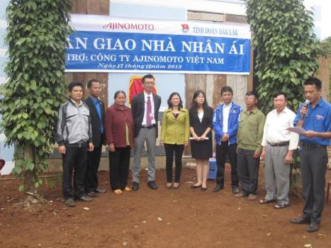 Công ty Ajinomoto Việt Nam cùng Báo Thanh Niên hoàn tất 21 căn nhà nhân ái cho người dân 4 tỉnh miền Trung. Công ty Ajinomoto Việt Nam cùng Báo Thanh Niên hoàn tất 21 căn nhà nhân ái cho người dân 4 tỉnh miền Trung.