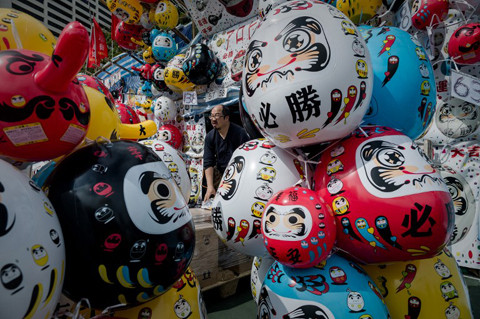 Bóng bơm hơi Trung Quốc chứa chất độc hại đặc biệt nguy hiểm cho người sử dụng.