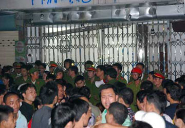 Sa bẫy “tín dụng đen”: Nắm phải kẻ trọc đầu! ảnh 2 Sa bẫy “tín dụng đen”: Nắm phải kẻ trọc đầu! ảnh 2