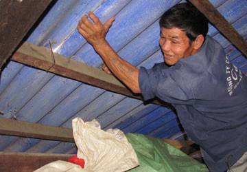 Dân Hội An trắng đêm chạy lũ ảnh 2