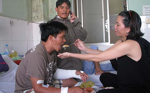 "Hiệp sĩ" Nguyễn Tăng Tiên khóc vì em trai đi cướp ảnh 1 "Hiệp sĩ" Nguyễn Tăng Tiên khóc vì em trai đi cướp ảnh 1
