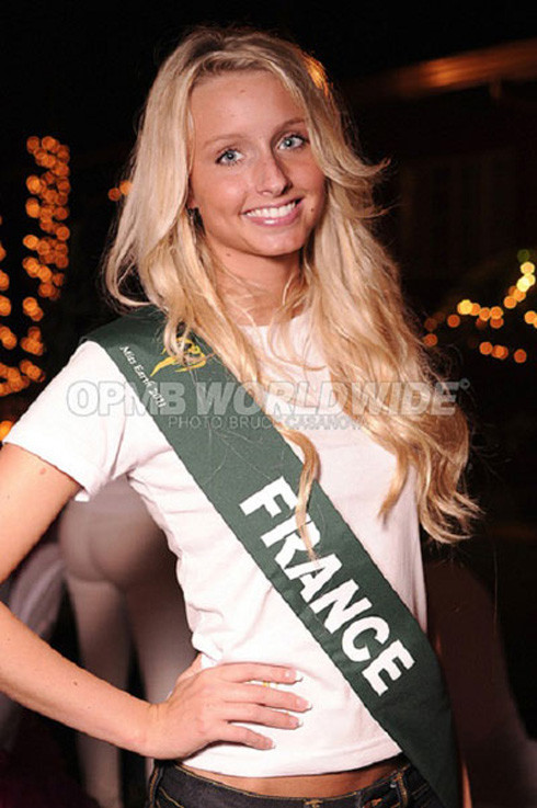 Thí sinh Miss Earth gây thất vọng vì quá xấu ảnh 12 Nếu không trang điểm, Hoa hậu Pháp có nước da quá xấu.