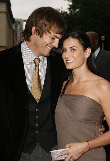 Nhìn lại hôn nhân 6 năm của Demi Moore ảnh 8 Nhìn lại hôn nhân 6 năm của Demi Moore ảnh 8