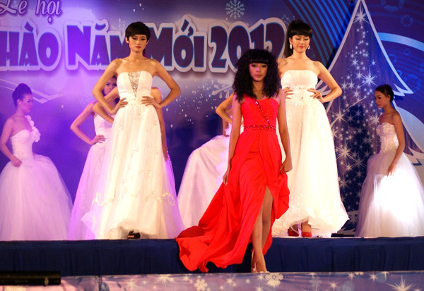 Bảo Trân lần đầu làm vedette ảnh 1 Bảo Trân lần đầu làm vedette ảnh 1