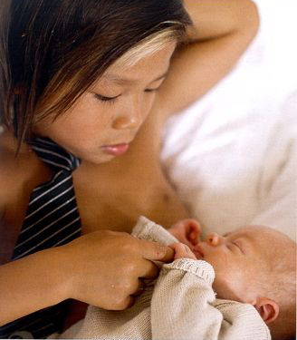 Pax Thiên thay đổi kể từ khi làm con Jolie ảnh 2 Pax Thiên thay đổi kể từ khi làm con Jolie ảnh 2