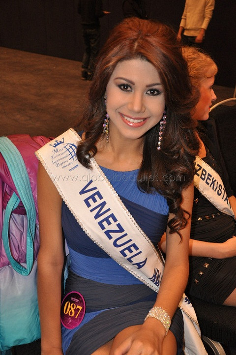 Top 20 Nữ hoàng Du lịch Quốc tế 2011 Top 20 Nữ hoàng Du lịch Quốc tế 2011