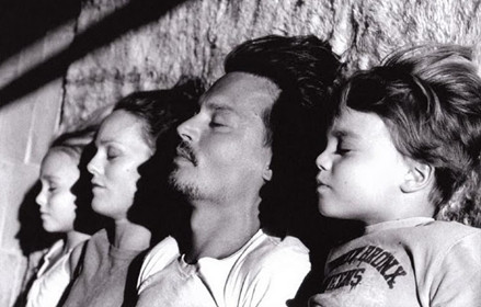 Johnny Depp muốn người khác... uống xương cốt mình! ảnh 3 Johnny Depp muốn người khác... uống xương cốt mình! ảnh 3