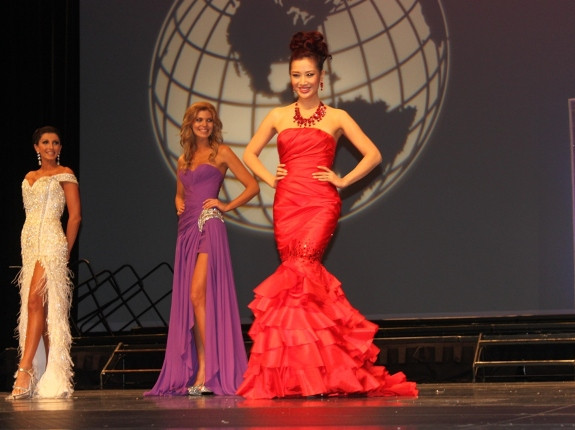 Thu Hương giành ngôi Á hậu 2 Mrs World 2011 ảnh 1 Thu Hương giành ngôi Á hậu 2 Mrs World 2011 ảnh 1