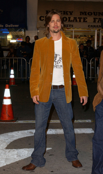 Câu chuyện bộ râu "mất kiểm soát" của Brad Pitt 10 năm qua ảnh 3 Câu chuyện bộ râu "mất kiểm soát" của Brad Pitt 10 năm qua ảnh 3